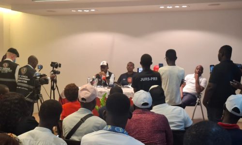 Dirigentes juvenis apelam a maior pressão contra o executivo de João Lourenço