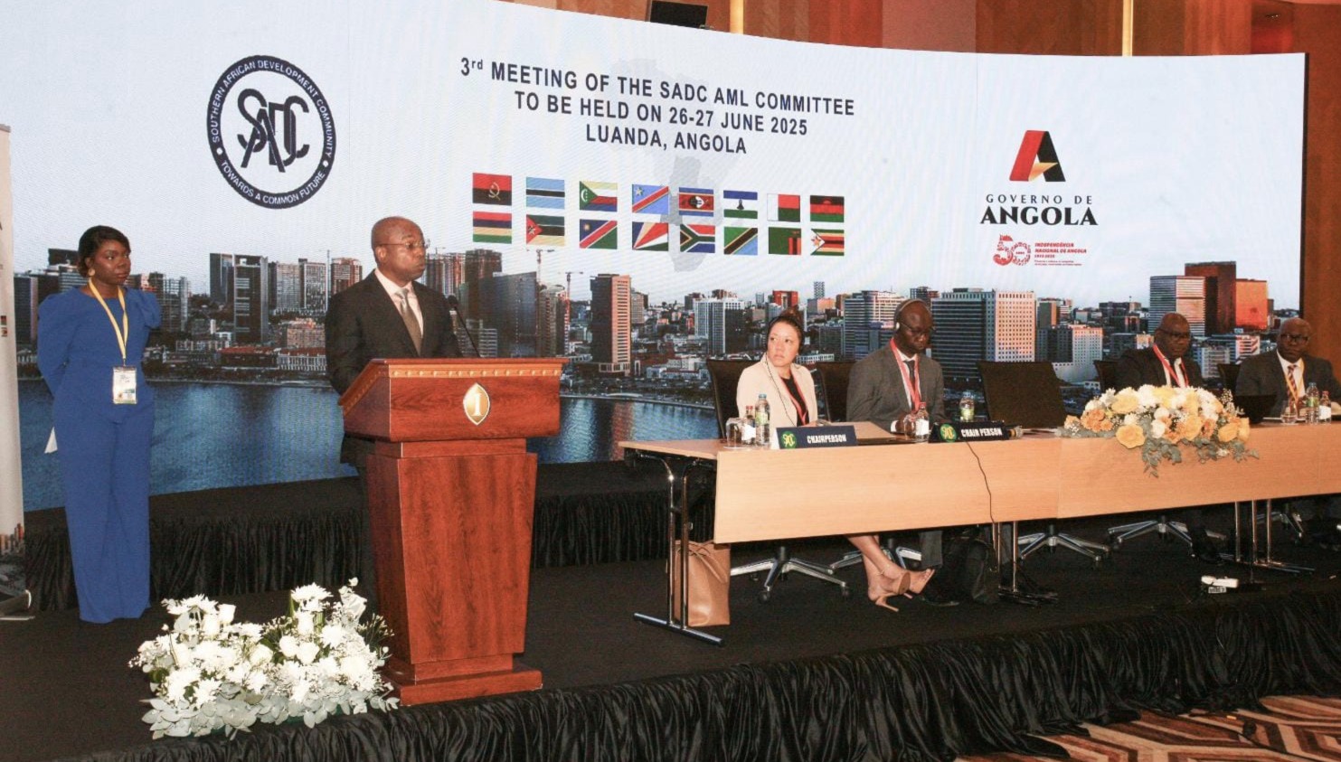 3ª Reunião do Comité de Combate ao Branqueamento de Capitais da SADC, membros reunidos no Hotel Intercontinental, Luanda.