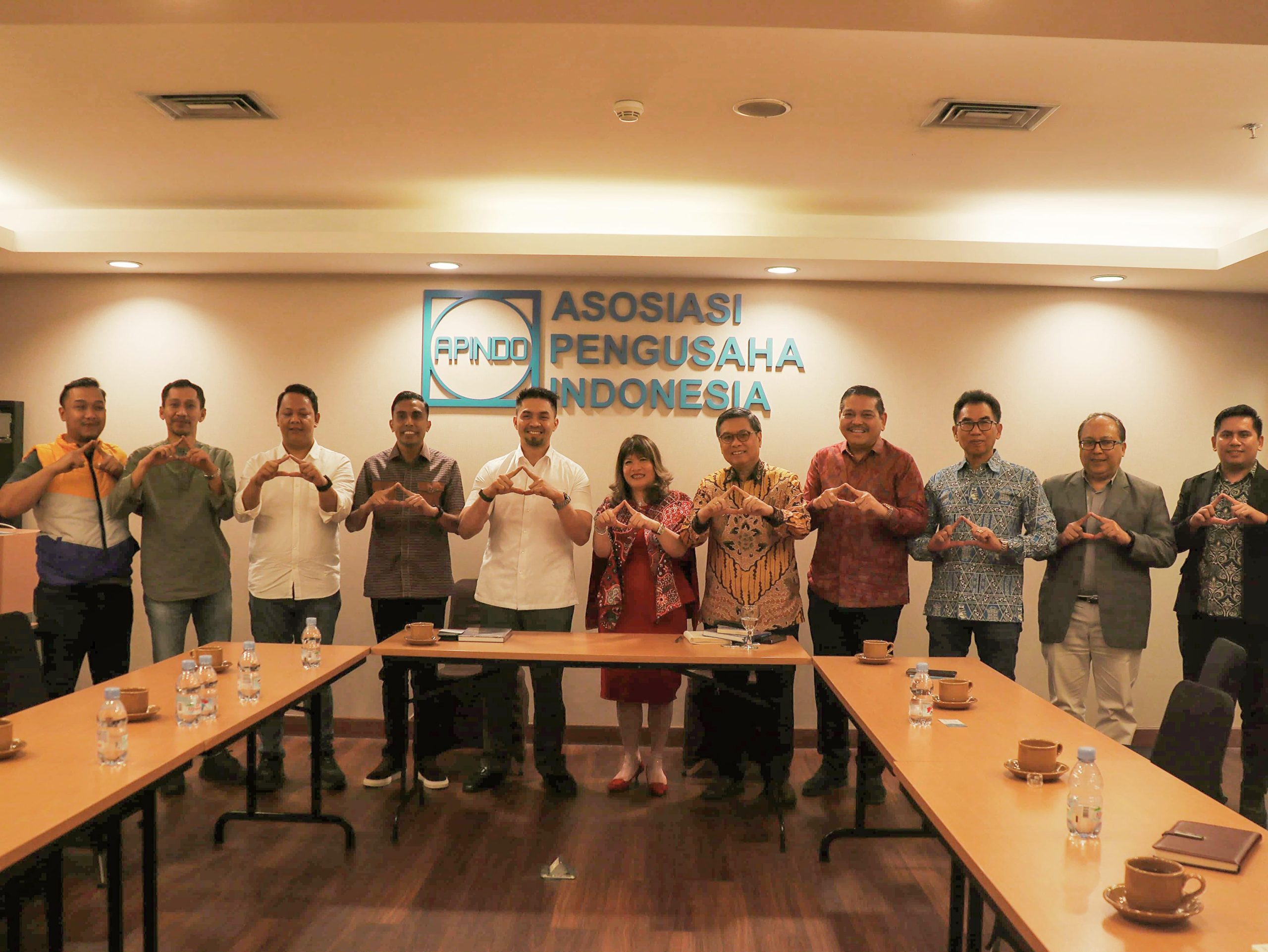 APINDO Acolhe Reunião Estratégica Com DPP KNPI