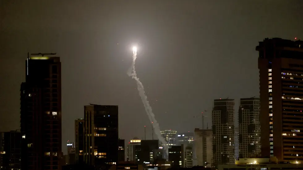 Irão emite ordem de evacuação e deverá atacar estação de televisão do canal 14 israelita