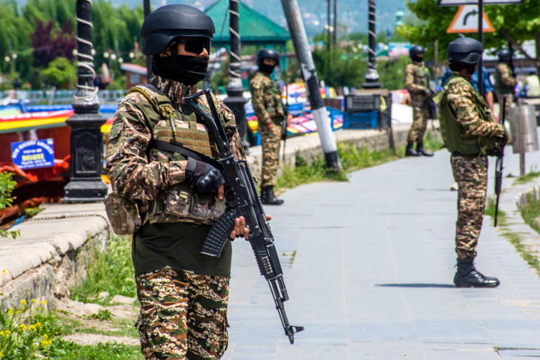 Índia faz nova reivindicação contra o Paquistão após ataque à Caxemira