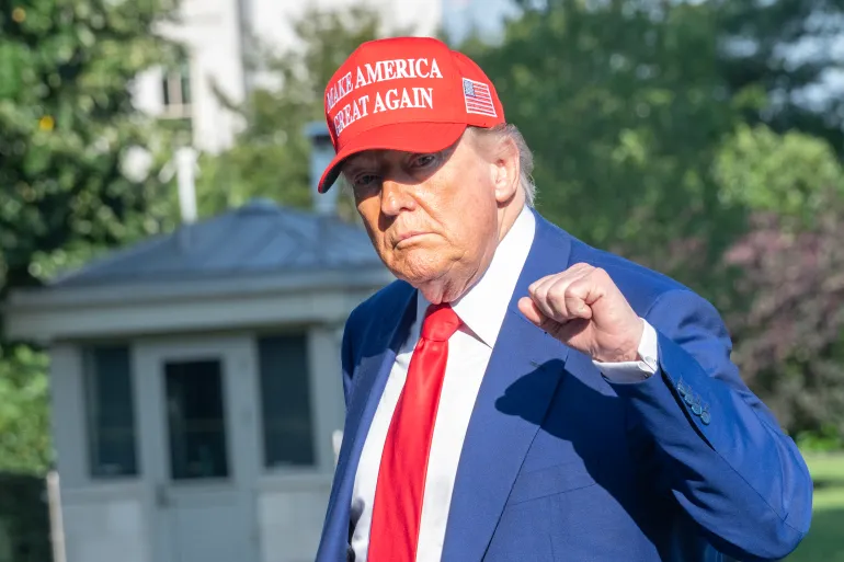 Trump anuncia uma cessação completa e abrangente das hostilidades entre Israel e o Irã mediado pelo Catar