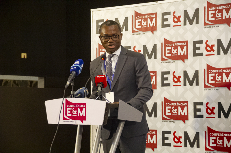 Nova Lei do IRPS: Empresas em Angola Devem Rever Contratos com Trabalhadores Expatriados