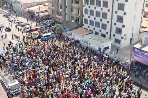 Protesto contra aumento do preço do gasóleo paralisou capital angolana