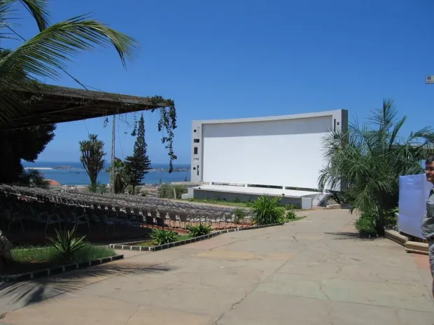 Antigo cine Miramar vendido aos chineses sem detalhes do negócio