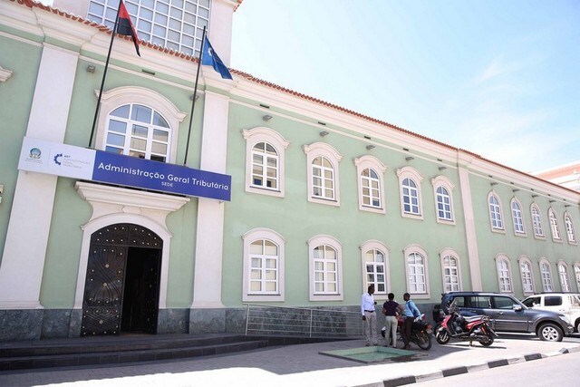 Chefe da repartição fiscal do Dondo detido pelo SIC por envolvimento no escândalo do desvio dos milhões da AGT