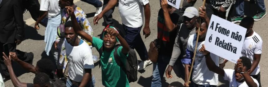 ANGOLA : Os Cegos (e Surdos)