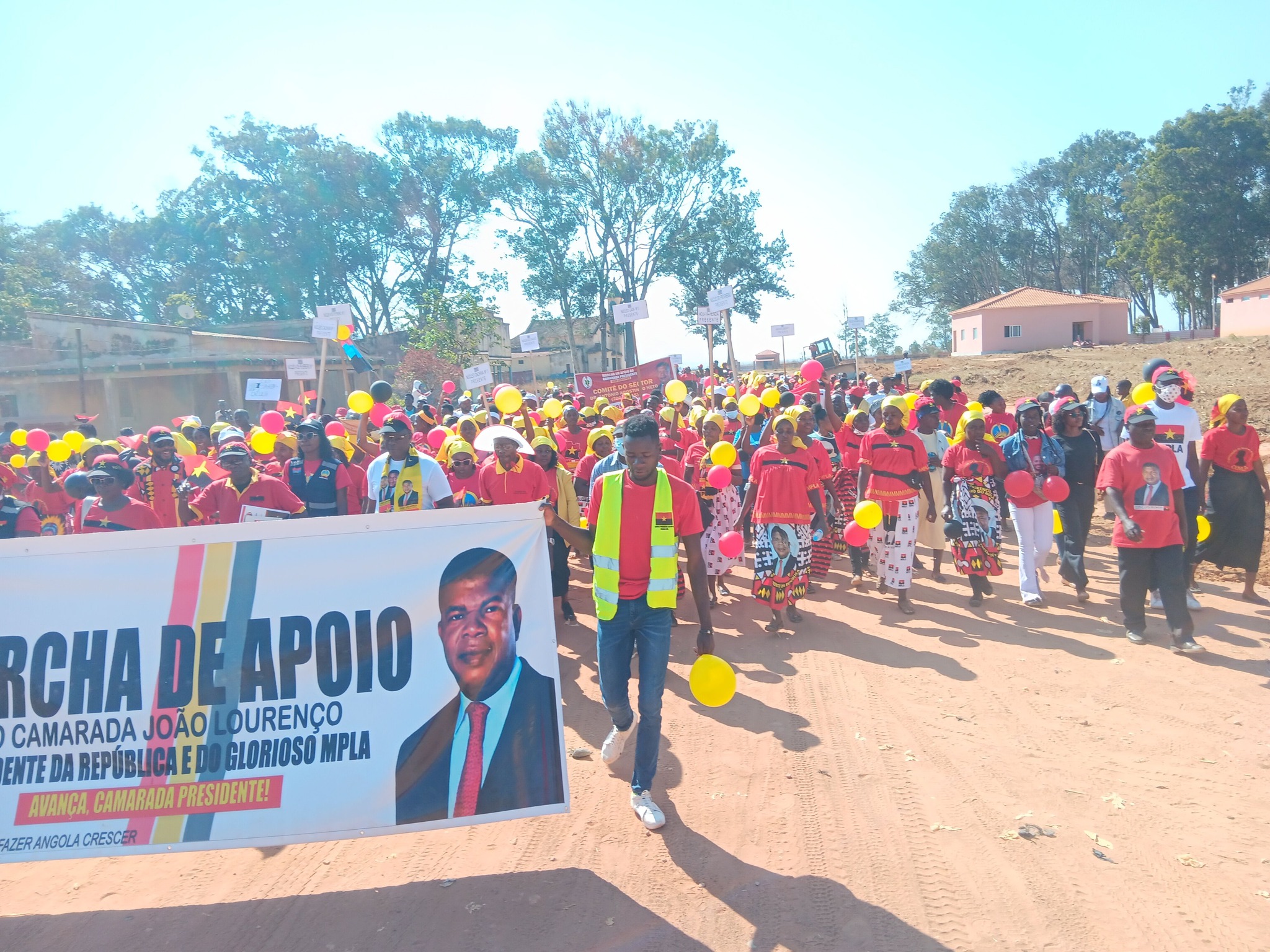 António Venâncio alerta para ilegalidade de campanhas antecipadas no MPLA