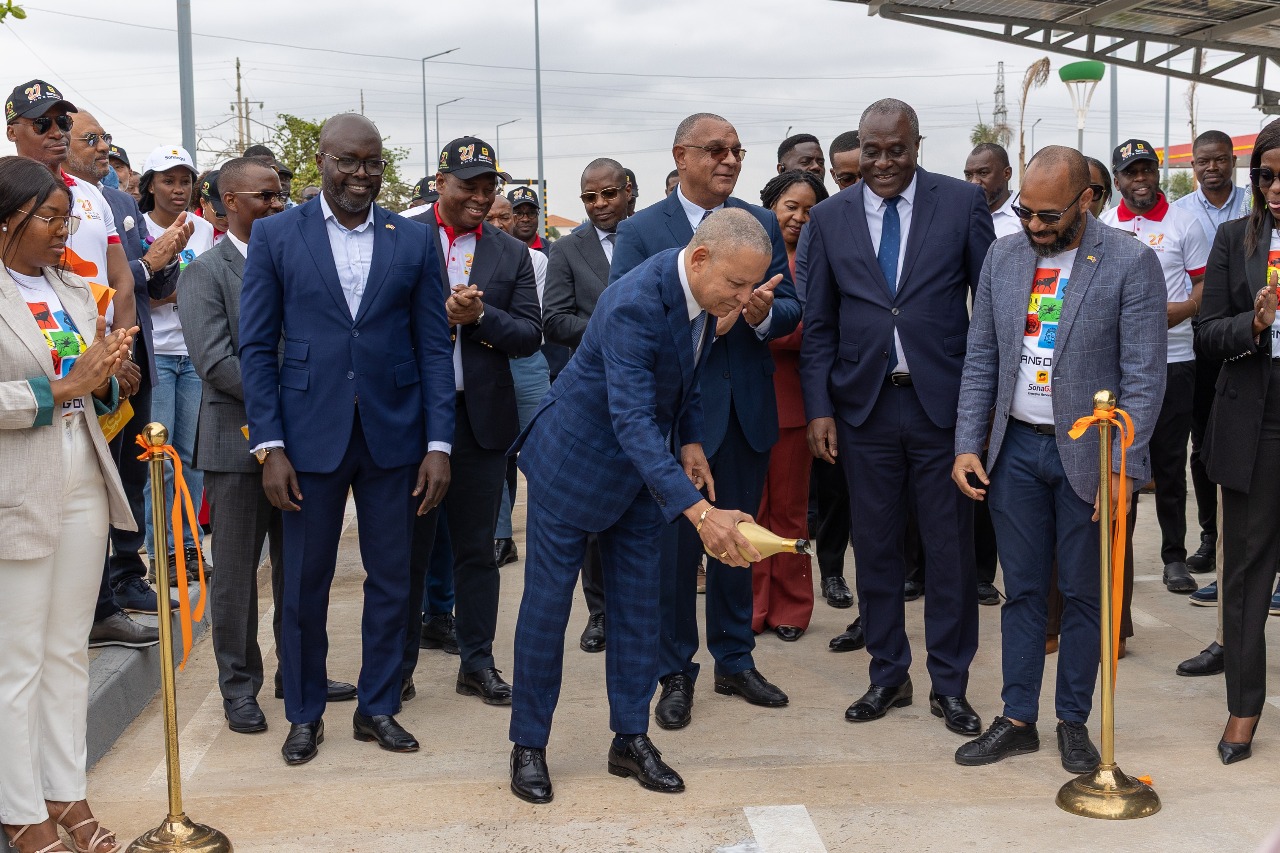 SONANGOL INAUGURA PRIMEIRA ESTAÇÃO DE CARREGAMENTO DE VEÍCULOS ELÉCTRICOS