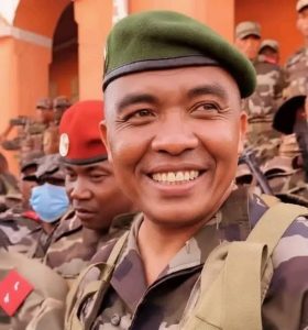 Figura Militar Emerge em Apoio aos Manifestantes em Madagascar em Meio a Protestos da "Geração Z"