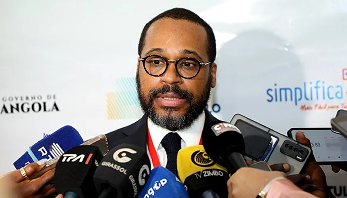 ANGOLA : Assinaturas para exoneração do ministro corrupto da Justiça e dos Direitos Humanos de Angola, Marcy Lopes