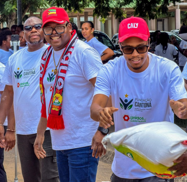 Fundação Cantona Entrega Mais de 3 Mil Kits à População de Gaza