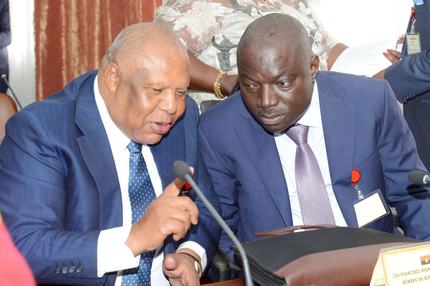 Bento Kangamba prepara o cenário para Higino Carneiro liderar o MPLA