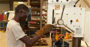 Clima económico recua um ponto e empresários continuam a queixar-se das mesmas dificuldades